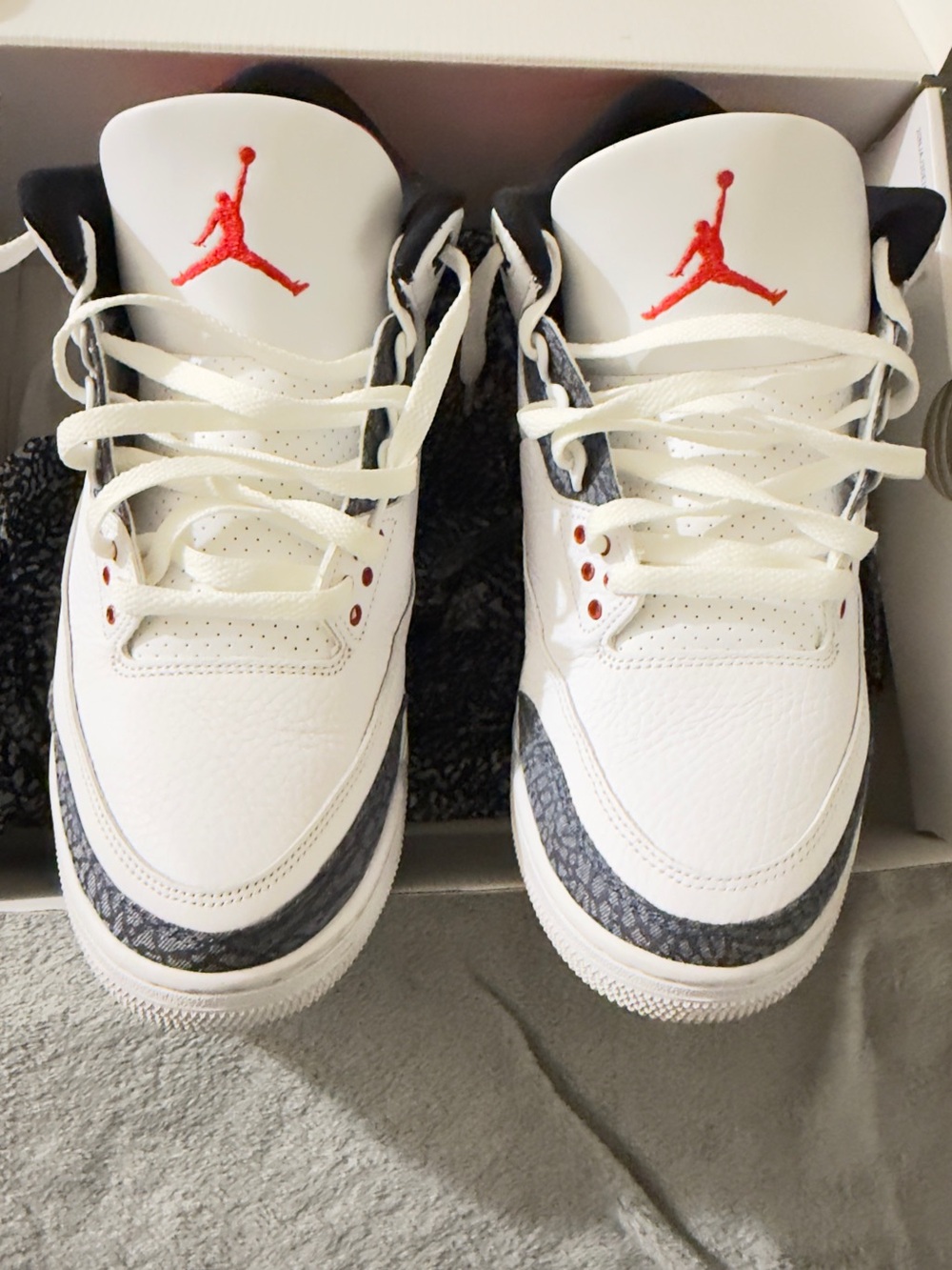 Men’s Jordan 3 White and Red, Denim Size 10.5